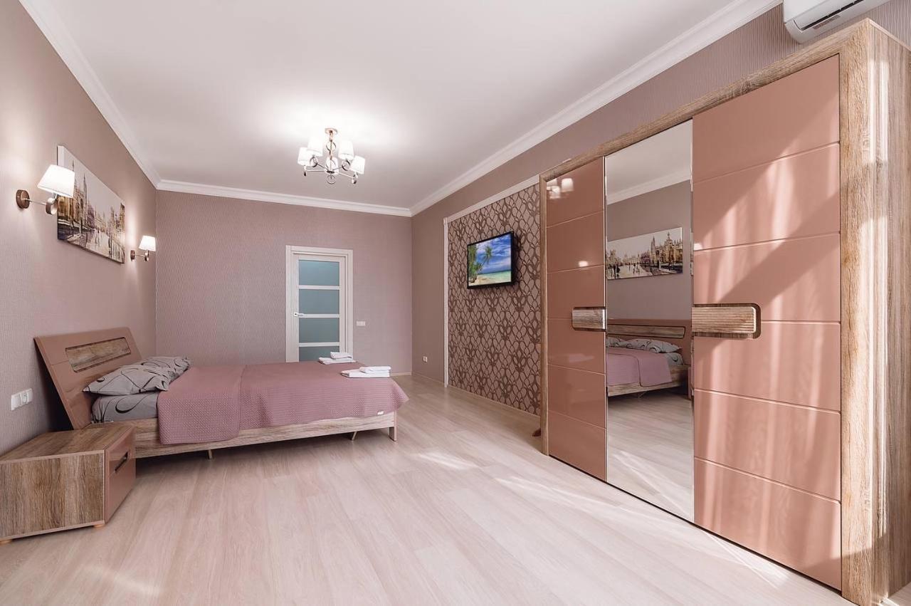 Gagarin Plaza Sea View Apart Arcadia 198 Apartment Odesa Exterior photo
